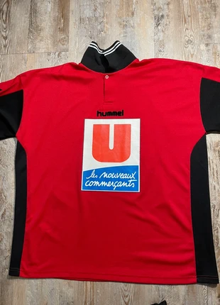 Tee shirt de sport rouge et blanc hummel en très bon état, brand: Hummel, condition: Very good, size: M, €1.00, €1.75 includes Buyer Protection