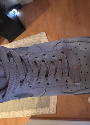 Nike Air Force 1 07 LV8 J22, marque: Nike, état: Bon état, taille: 44, 20,00 €, 21,70 € Protection acheteurs incluse
