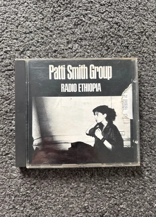 Patti Smith – Radio Ethiopia (CD, édition Allemagne 251 117), estado: Bueno, 6,00 €, 7,00 € Protección al comprador incluida