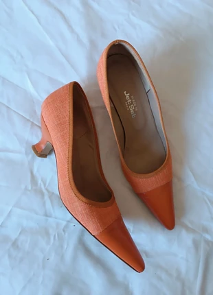Kitten heels vintage en cuir véritable 80's/made in France 🇨🇵, marca: Vintage Dressing, estado: Bueno, tamaño: 37.5, 9,00 €, 10,15 € Protección al comprador incluida