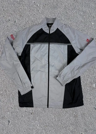 Veste adidas coupe vent noir et gris taille M, marque: adidas, état: Très bon état, taille: M, 19,90 €, 21,60 € Protection acheteurs (Pro) incluse