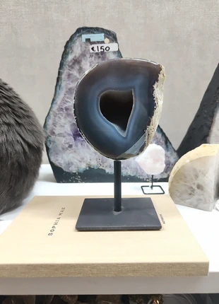 Agaat op standaard, merk: merkloos, staat: Heel goed, € 27,50, € 29,58 inclusief Kopersbescherming