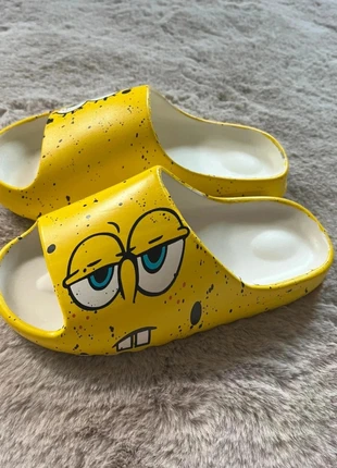 Claquettes Bob l’Éponge Nickelodeon – Taille 38-39, brand: Nickelodeon, condizioni: Nuovo senza cartellino, taglia: 38, €16.00, €17.50 include la Protezione acquisti