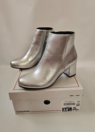 Bottines argentées taille 39, marque: Sinéquanone, état: Neuf avec étiquette, taille: 39, 20,00 €, 21,70 € Protection acheteurs incluse
