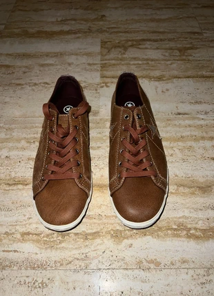 Baskets Converse basse marron pointure 38 neuf, brand: Converse, condition: New without tags, size: 38, €20.00, €21.70 includes Buyer Protection