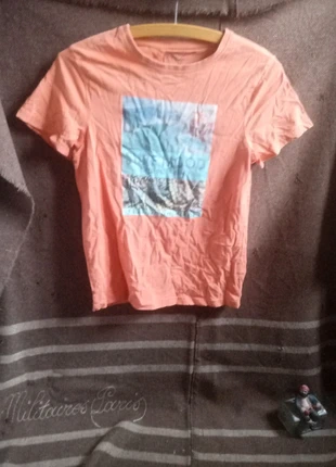 T-shirt Surfer, marca: Orchestra, estado: Muito bom, tamanho: 14 anos / 164 cm, €1.00, €1.75 inclui Proteção do Comprador