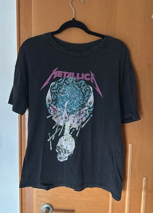 T-Shirt, marke: Pull & Bear, zustand: Sehr gut, größe: S / 36 / 8, 4,00 €, 4,90 € inklusive Vinted-Käuferschutz