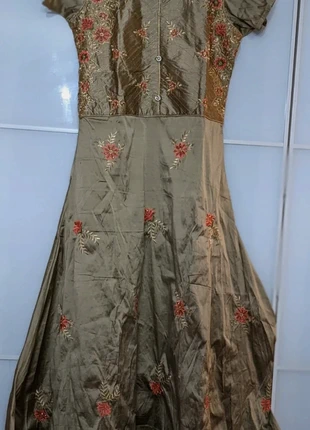 Churidar salwar kameez saree dore, brand: saree, condizioni: Nuovo con cartellino, taglia: M / IT 42 / EU 38, €20.00, €21.70 include la Protezione acquisti