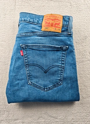 Jean Levi’s 541 Athletic Fit – Taille 36x32 – Bleu clair – Coupe droite, brand: Levi's, condizioni: Buone, taglia: IT 46 | W36, €16.99, €18.54 include la Protezione acquisti