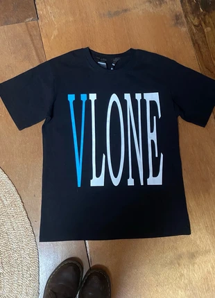 Black oversized vlone Independence Day T- Shirt tee, merk: VLONE, staat: Nieuw zonder prijskaartje, maat: M, € 23,00, € 24,85 inclusief Kopersbescherming