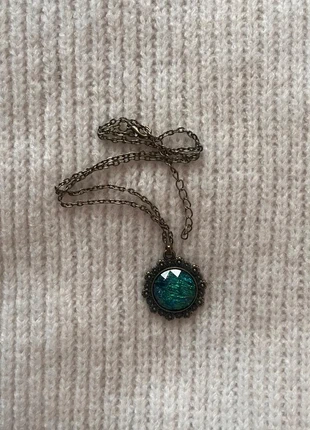 Vintage-Style Iridescent Pendant Necklace, condition: New without tags, £4.00, £4.90 includes Buyer Protection