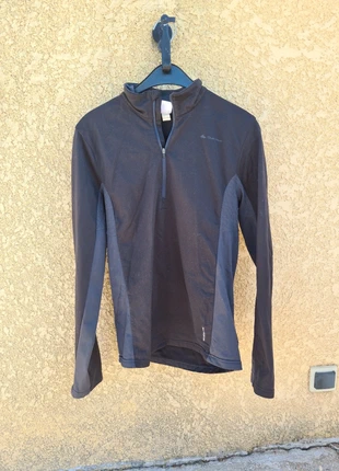 Haut technique outdoor quechua, brand: Quechua, condition: Very good, size: M, €8.00, €9.10 includes Buyer Protection