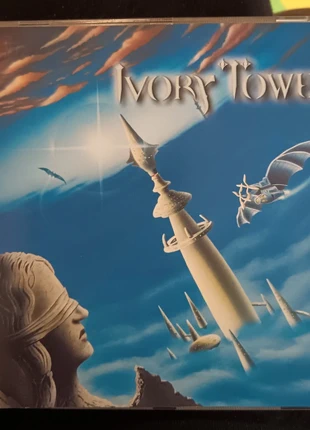 Ivory Tower, zustand: Gut, 5,00 €, 5,95 € inklusive Vinted-Käuferschutz