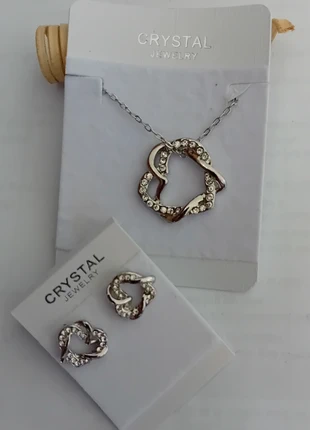 Ladies silver coloured crystal sparkling jewellery set, condition: New with tags, £6.00, £7.00 includes Buyer Protection Pro