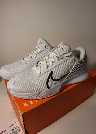 (219) Nike Zoom Vapor Pro 2 HC / DR6192 101 / Taille 41 Femme & Fille / Tennis & Padel, marke: Nike, zustand: Neu, mit Etikett, größe: 41, 80,00 €, 84,70 € beinhaltet Vinted-Käuferschutz Pro