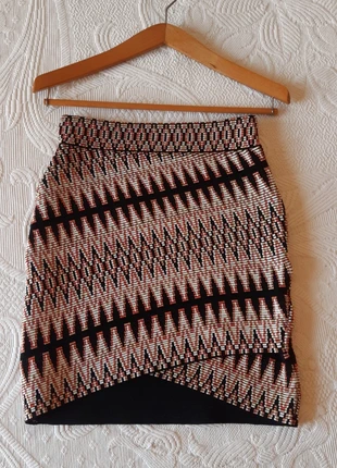 Gonna mini elasticizzata a portafoglio e fantasia geometrica con lurex punto luce, Maje 💎, marque: Maje, état: Très bon état, taille: XS / 34 / 6, 35,00 €, 37,45 € Protection acheteurs incluse