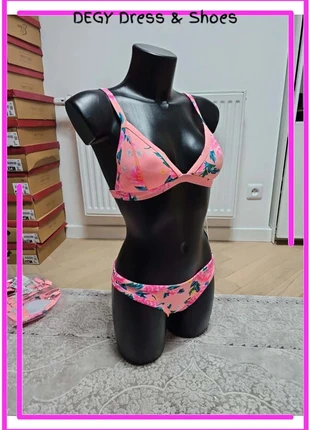 01 - Bikini 2 pièces rose avec fleurs Mon Petit Bikini taille S, brand: Mon Petit Bikini, condition: Very good, size: S / 36 / 8, €3.80, €4.69 includes Buyer Protection Pro
