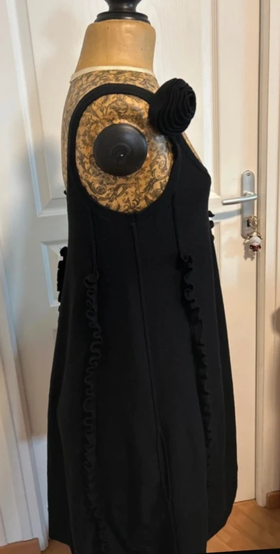 Sonia Rykiel robe noire avec rose taille S - photo numéro 2