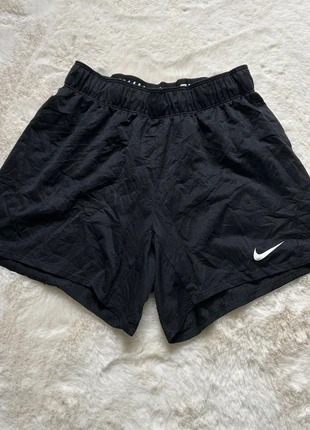 Nike shorts, marque: Nike, état: Très bon état, taille: XS, 9,95 €, 11,15 € Protection acheteurs incluse