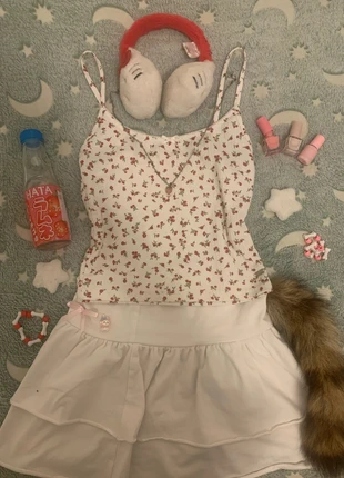 Top Coquette H&M, brand: COQUETTE, condizioni: Ottime, taglia: XXS / IT 36 / EU 32, €7.00, €8.05 include la Protezione acquisti