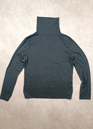 Pull col roulé manches longues Fin Folia noir taille M, marque: folia, état: Très bon état, taille: M, 7,00 €, 8,05 € Protection acheteurs incluse