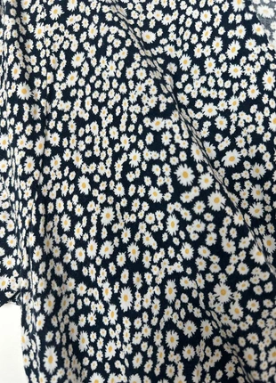 Robe imprimé marguerites 🌼, marke: Made In Italy, zustand: Sehr gut, größe: M / 38 / 10, 5,00 €, 5,95 € inklusive Vinted-Käuferschutz