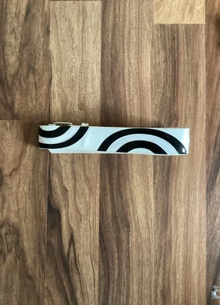 black and white swirly belt, brand: White, condition: Very good, size: 38 inches, £7.00, £8.05 includes Buyer Protection
