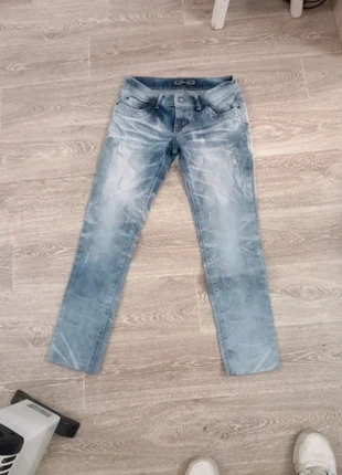 Jean femme, brand: R. Display, condition: Very good, size: M / 38 / 10, €2.50, €3.33 includes Buyer Protection