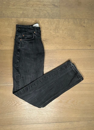 Jean Pull and Bear noir straight - Taille XS - 15ans, marca: Pull & Bear, estado: Muy bueno, tamaño: XS, 9,99 €, 11,19 € Protección al comprador incluida