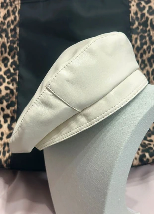 Faux leather Beret Hat, brand: Amazon, condition: New without tags, size: One size, £5.00, £5.95 includes Buyer Protection