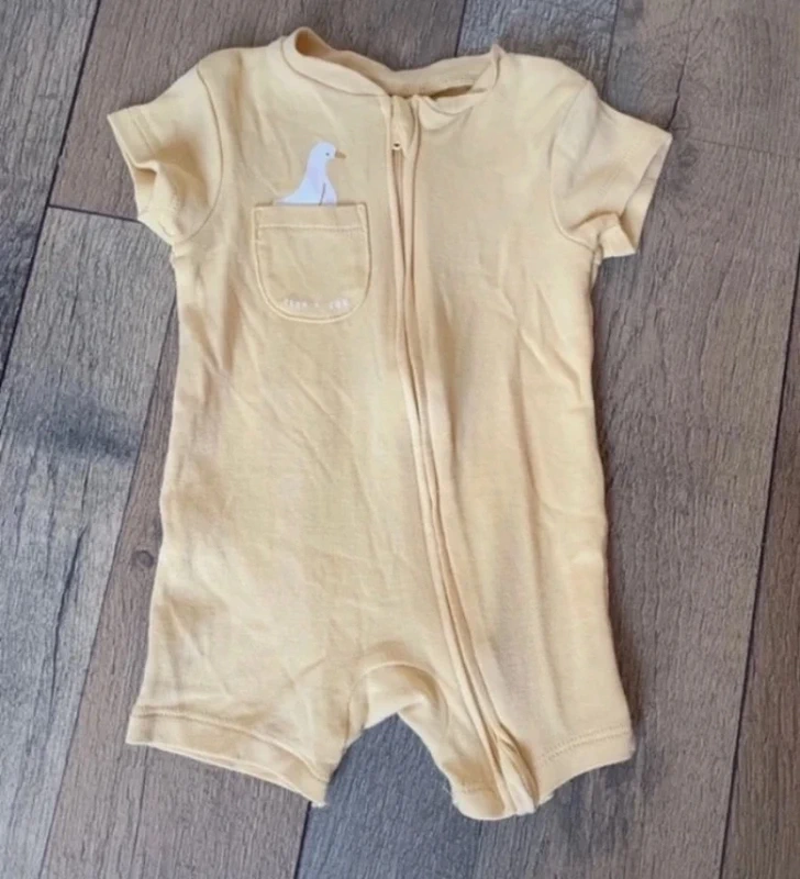 Combinaison short jaune pale 6 mois - photo numéro 2