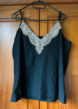 Débardeur noire avec encolure dorée, condizioni: Nuovo senza cartellino, taglia: XL / IT 46 / EU 42, €4.00, €4.90 include la Protezione acquisti