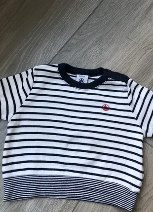 Maglietta Petit Bateau bimbo 6 mesi, marca: Petit Bateau, estado: Muito bom, tamanho: 6-9 meses / 68 cm, €4.00, €4.90 inclui Proteção do Comprador