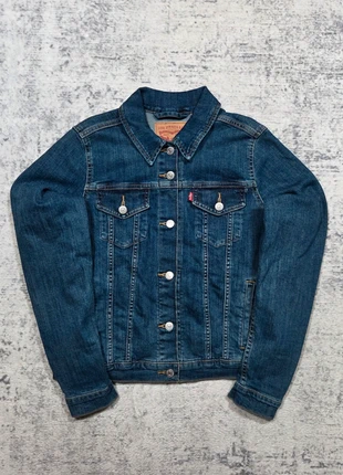 Veste En Jean Levi’s Vintage Années 2000 Femme Bleu Denim Classique Logo Étiquette Rouge Taille L, brand: Levi's, condition: Very good, size: L / 40 / 12, €64.99, €68.94 includes Buyer Protection Pro