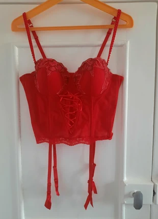 Bustier, avec porte-jartelles qui peuvent s'enlever, marque: Lingerie Land, état: Neuf sans étiquette, 3,00 €, 3,85 € Protection acheteurs incluse