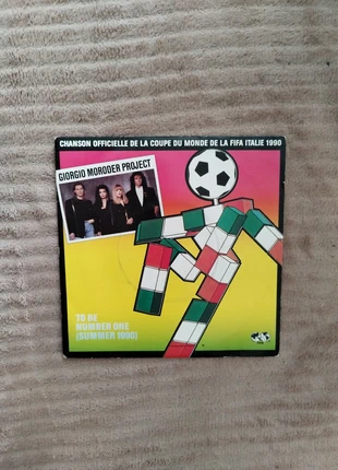 45 tours Giorgio Moroder Project to be number one (coupe du monde 1990), zustand: Gut, 3,50 €, 4,38 € beinhaltet Vinted-Käuferschutz Pro