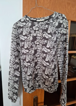 Camisola Bershka, marca: Bershka, estado: Bueno, tamaño: M / 38 / 10, 4,00 €, 4,90 € Protección al comprador incluida