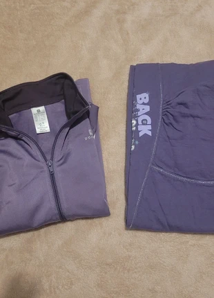 Jogging Champion + Veste Domyos violet, merk: Champion, staat: Nieuw met prijskaartje, maat: 10 jaar / 140 cm, € 15,00, € 16,45 inclusief Kopersbescherming