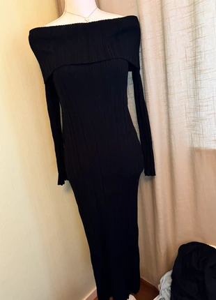 Bodycorn Kleid mit Carmenausschnitt, merk: Kleid, staat: Nieuw zonder prijskaartje, maat: M / 38 / 10, € 16,00, € 17,50 inclusief Kopersbescherming