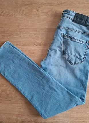 Jean slim fit bleu clair Bonobo femme W36/26 (L), marque: Bonobo, état: Très bon état, taille: S / 36 / 8, 12,00 €, 13,30 € Protection acheteurs incluse