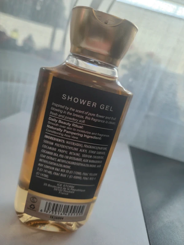 Gel douche Khamrah Dubai - photo numéro 2