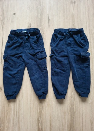 2x People Wear Organic Cargo Sweathosen – dunkelblau – Gr. 86/92 – wie neu, brand: People wear organic, condizioni: Ottime, taglia: 18-24 mesi / 86 cm, €16.00, €17.50 include la Protezione acquisti