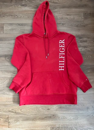 Sweat Tommy Hilfiger Rouge M, marque: Tommy Hilfiger, état: Neuf sans étiquette, taille: M, 28,00 €, 30,10 € Protection acheteurs incluse