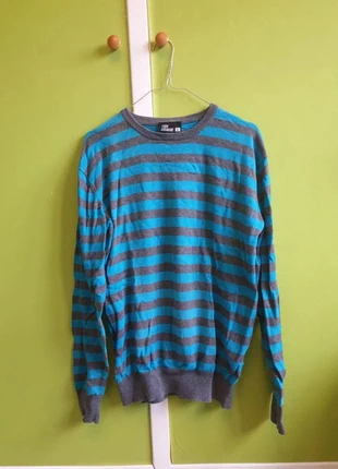 Pull à rayures bleu et gris taille L fishbone, marque: Fishbone, état: Très bon état, taille: L, 3,00 €, 3,85 € Protection acheteurs incluse