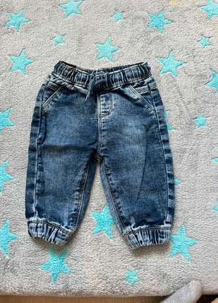 Lange broek, merk: Zeeman, staat: Heel goed, maat: 1-3 maanden / 56 cm, € 3,00, € 3,85 inclusief Kopersbescherming