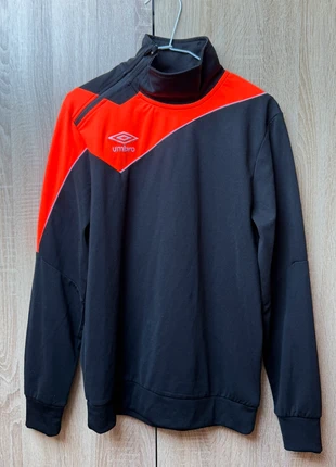 Pull umbro, marque: Umbro, état: Très bon état, taille: M, 10,00 €, 11,20 € Protection acheteurs incluse