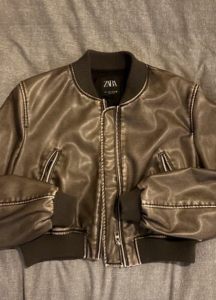 Veste bombers Zara, marca: Zara, estado: Nuevo sin etiquetas, tamaño: S / 36 / 8, 35,00 €, 37,45 € Protección al comprador incluida