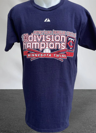 Très joli teeshirt US Champion Baseball XL, marque: Majestic, état: Très bon état, taille: XL, 6,00 €, 7,00 € Protection acheteurs incluse