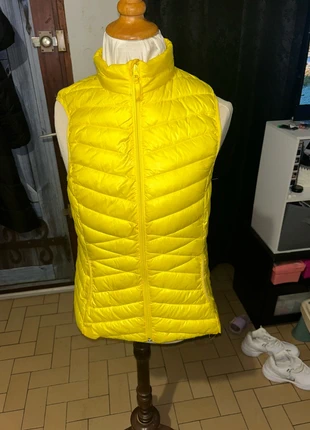 Doudoune sans manches jaune femme Esmara, marque: Esmara, état: Très bon état, taille: L / 40 / 12, 5,00 €, 5,95 € Protection acheteurs incluse