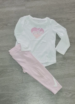 Conjunto niña nike 24m, marque: Nike, état: Très bon état, taille: 24-36 mois / 92 cm, 7,00 €, 8,05 € Protection acheteurs incluse